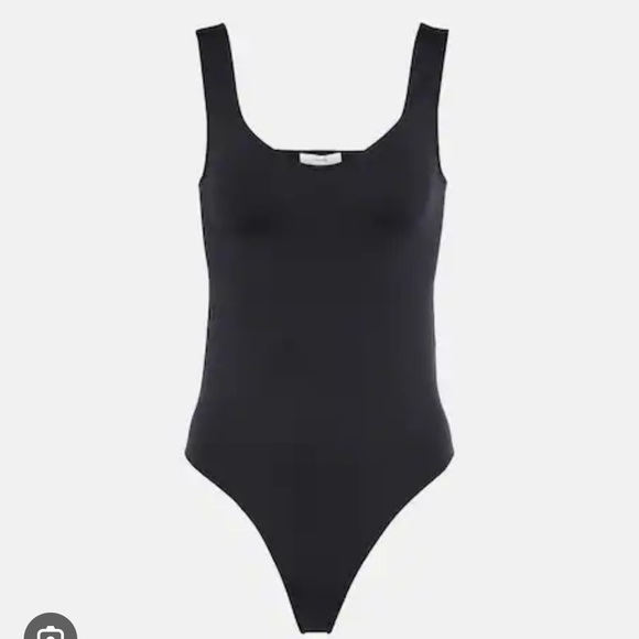 Vince Scoop Neck Bodysuit Black - Picture 2 of 6